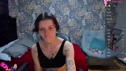 Snapshot of pretty_cristal22 chatting on 07/19/26, 10:13 pretty_cristal22 online show from 07/19/26, 10:13