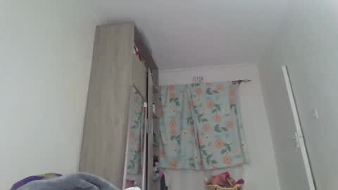 Snapshot of pretty_curvy99 chatting on 04/03/26, 08:51 pretty_curvy99 online show from 04/03/26, 08:51