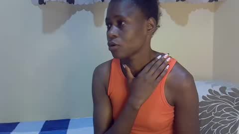 pretty_daniella online show from 02/01/25, 03:08