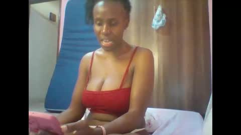 pretty_darya online show from 01/12/25, 11:50