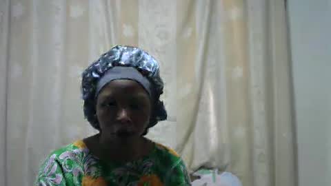 pretty_dey online show from 03/06/25, 10:41