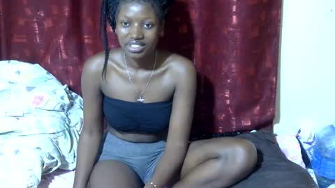 Snapshot of pretty_ebby chatting on 06/13/26, 02:04 pretty_ebby online show from 06/13/26, 02:04