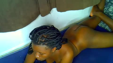 riri online show from 11/03/25, 06:20