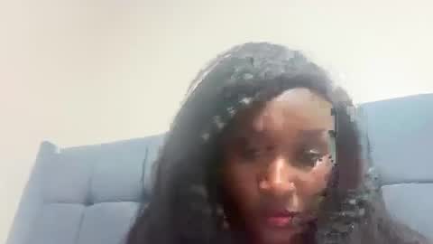 independent model online show from 09/22/25, 04:53