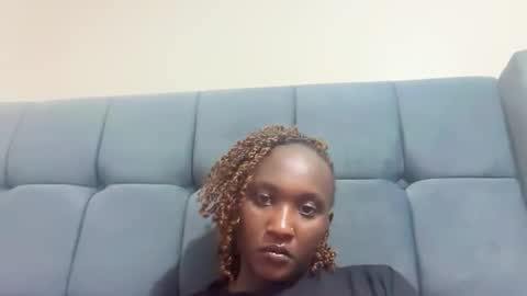 independent model online show from 10/08/25, 02:53