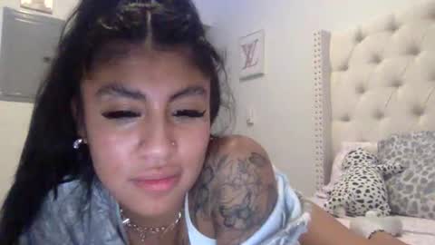 pretty_girl828687 online show from 02/26/26, 03:49