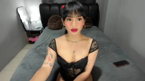 pretty_glinda online show from 06/23/26, 08:34
