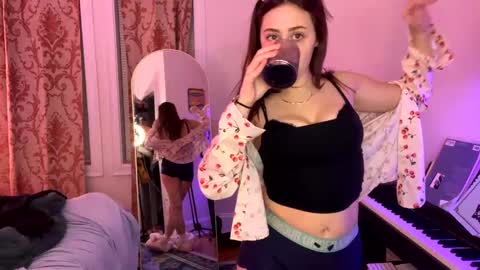 Sophie  online show from 12/13/24, 02:43