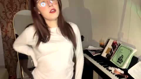 Sophie  online show from 01/14/25, 03:32