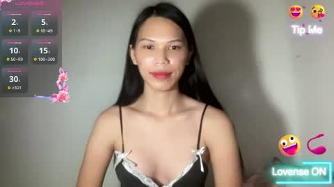 Snapshot of pretty_janina chatting on 06/17/26, 11:34 Janine online show from 06/17/26, 11:34