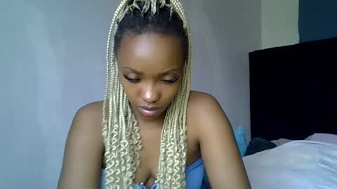 pretty jazminee online show from 06/09/26, 12:17