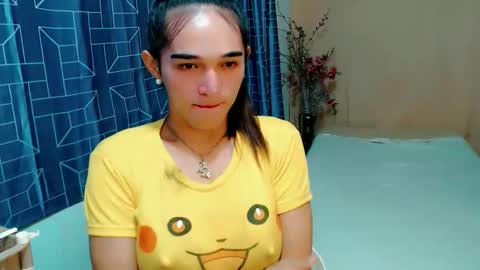 pretty_lady_kitty online show from 05/19/26, 02:45