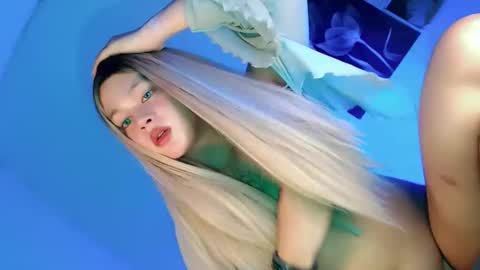 Flor online show from 10/21/25, 09:37