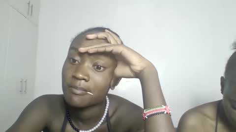 Snapshot of pretty_luv1 chatting on 01/15/26, 08:12 pretty luv1 online show from 01/15/26, 08:12