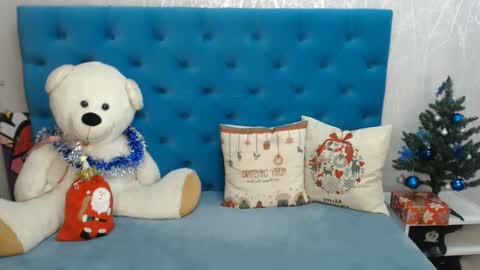 pretty_malika online show from 01/07/25, 06:48