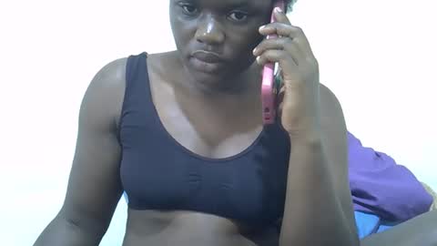 Snapshot of pretty_melan chatting on 06/11/26, 10:57 pretty_melan online show from 06/11/26, 10:57