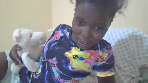 Snapshot of pretty_petite_ebony chatting on 01/06/25, 11:42 pretty_petite_ebony online show from 01/06/25, 11:42