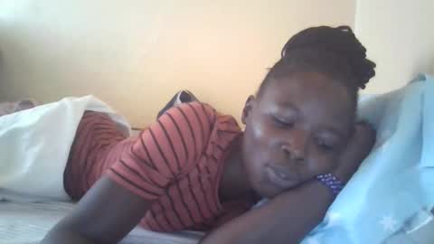 Snapshot of pretty_petite_ebony chatting on 02/15/25, 07:49 pretty_petite_ebony online show from 02/15/25, 07:49