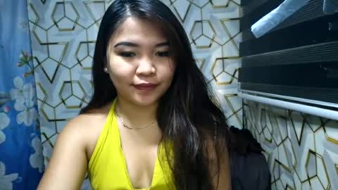 pretty_pharsa online show from 07/27/26, 08:43