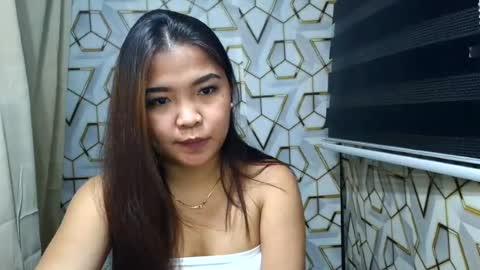 pretty_pharsa online show from 07/28/26, 08:52