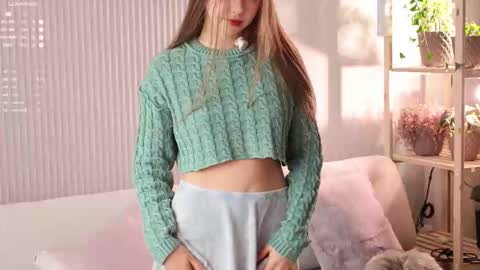 Snapshot of pretty_princess_elina chatting on 10/23/25, 08:35 Elina online show from 10/23/25, 08:35
