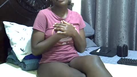 pretty_sheanna online show from 06/19/26, 12:15