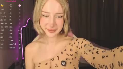 pretty smile baby online show from 06/26/26, 07:07