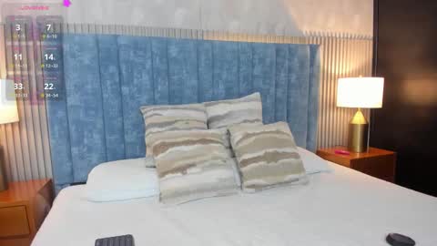 Daisy Flower online show from 11/14/25, 01:26