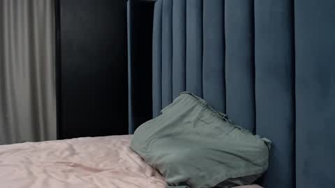 Snapshot of pretty_sweety chatting on 11/06/25, 10:10 Justin online show from 11/06/25, 10:10