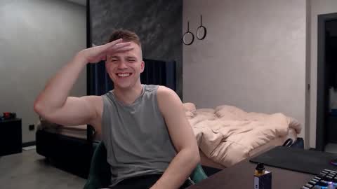 Snapshot of pretty_sweety chatting on 11/09/25, 09:29 Justin online show from 11/09/25, 09:29