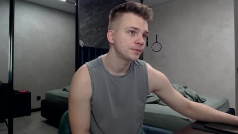 Snapshot of pretty_sweety chatting on 02/18/26, 04:19 Justin online show from 02/18/26, 04:19