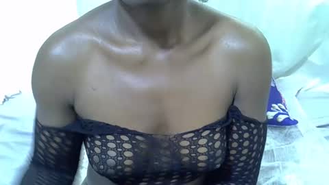 Snapshot of pretty_swirl chatting on 04/08/26, 06:57 Twirl online show from 04/08/26, 06:57