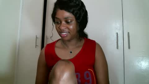 Snapshot of pretty_zii chatting on 09/30/25, 04:17 zii online show from 09/30/25, 04:17