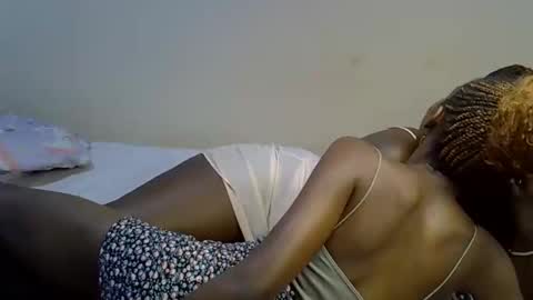 Snapshot of pretty_zio chatting on 11/09/25, 09:02 pretty_zio online show from 11/09/25, 09:02