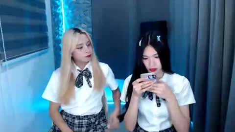 prettyallison_29 online show from 01/20/25, 01:07