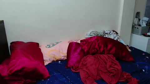 Snapshot of prettyasian098 chatting on 11/04/25, 11:59 PrettyAsian098 online show from 11/04/25, 11:59