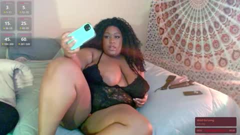 Snapshot of prettybabee120 chatting on 09/19/25, 03:08 Miss Pretty online show from 09/19/25, 03:08