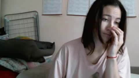 Snapshot of prettybella_7 chatting on 10/18/25, 05:10 Bella online show from 10/18/25, 05:10