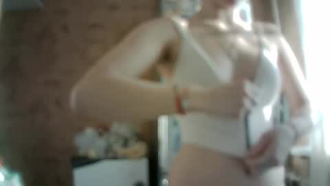 Bella online show from 03/20/26, 04:06