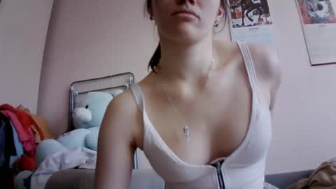 Bella online show from 03/30/26, 07:53