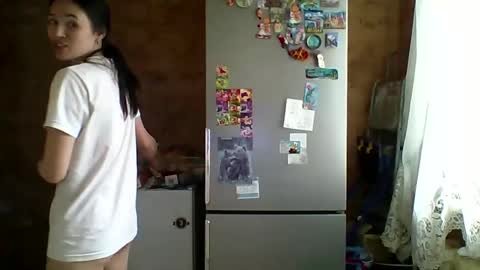 Bella online show from 06/08/26, 10:48
