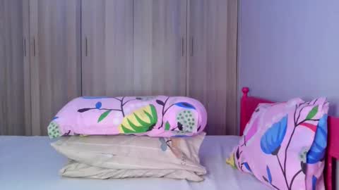 prettybigclit_ebony online show from 10/20/25, 09:54