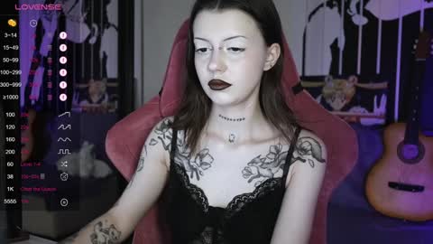 Violet online show from 12/30/24, 06:42