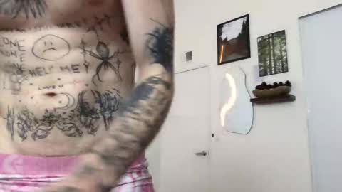 pretty boy online show from 10/24/25, 03:25