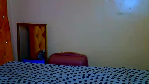 Snapshot of prettycandy0 chatting on 03/15/26, 06:58 prettycandy0 online show from 03/15/26, 06:58