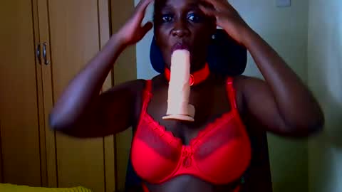 Snapshot of prettycandy0 chatting on 04/06/26, 03:57 prettycandy0 online show from 04/06/26, 03:57