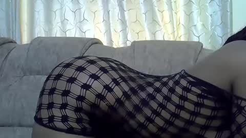 prettycandy4 online show from 10/31/25, 04:57