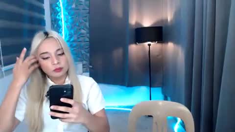 ASHLEY online show from 02/18/25, 02:59