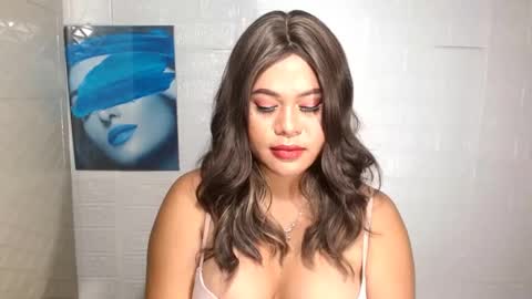 prettydiannara online show from 02/24/25, 11:09