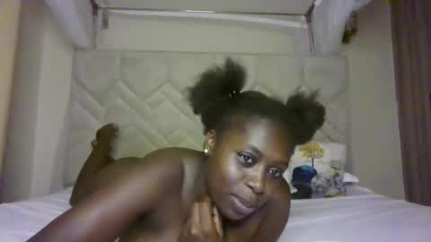prettydulce online show from 06/08/26, 03:45